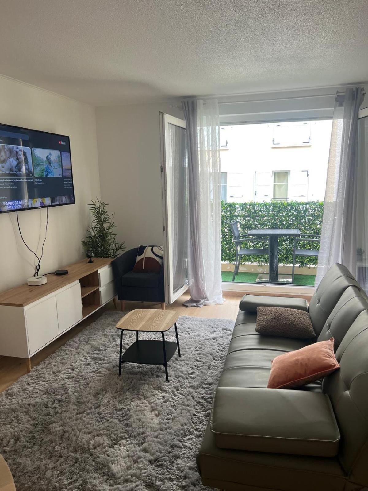 Apartment Champion Sarcelles